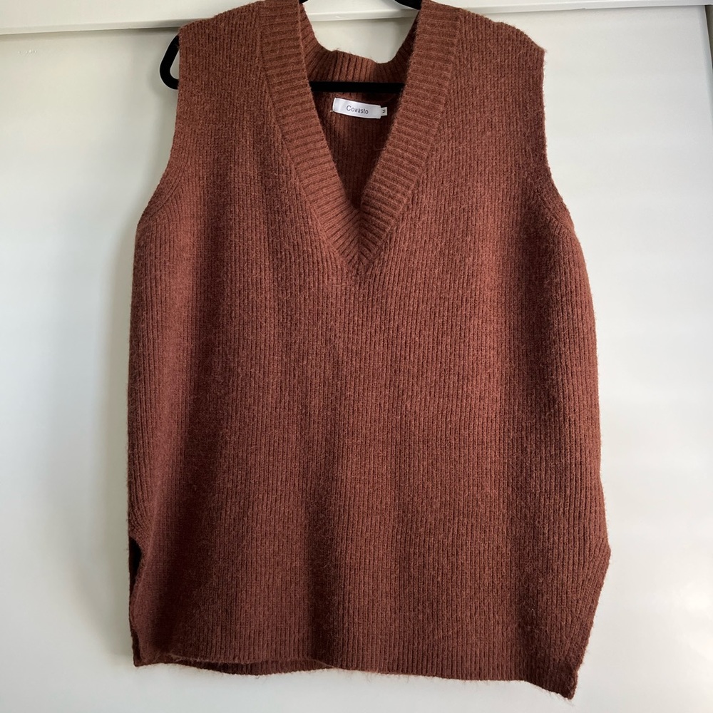 Oversized sweater vest